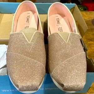 TOMS Flats champagne glitter NEW size 9